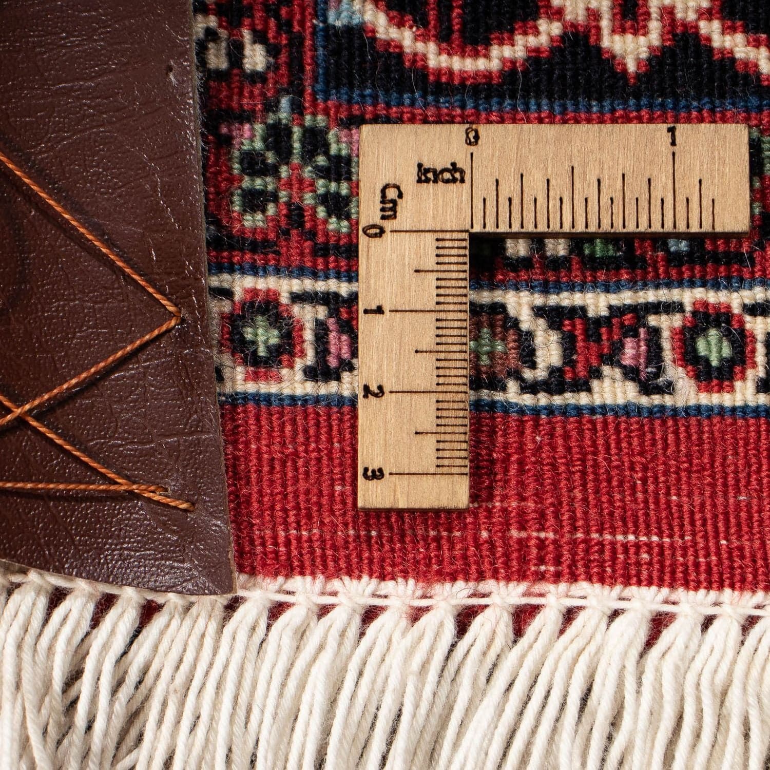 Count knots and assess knot density